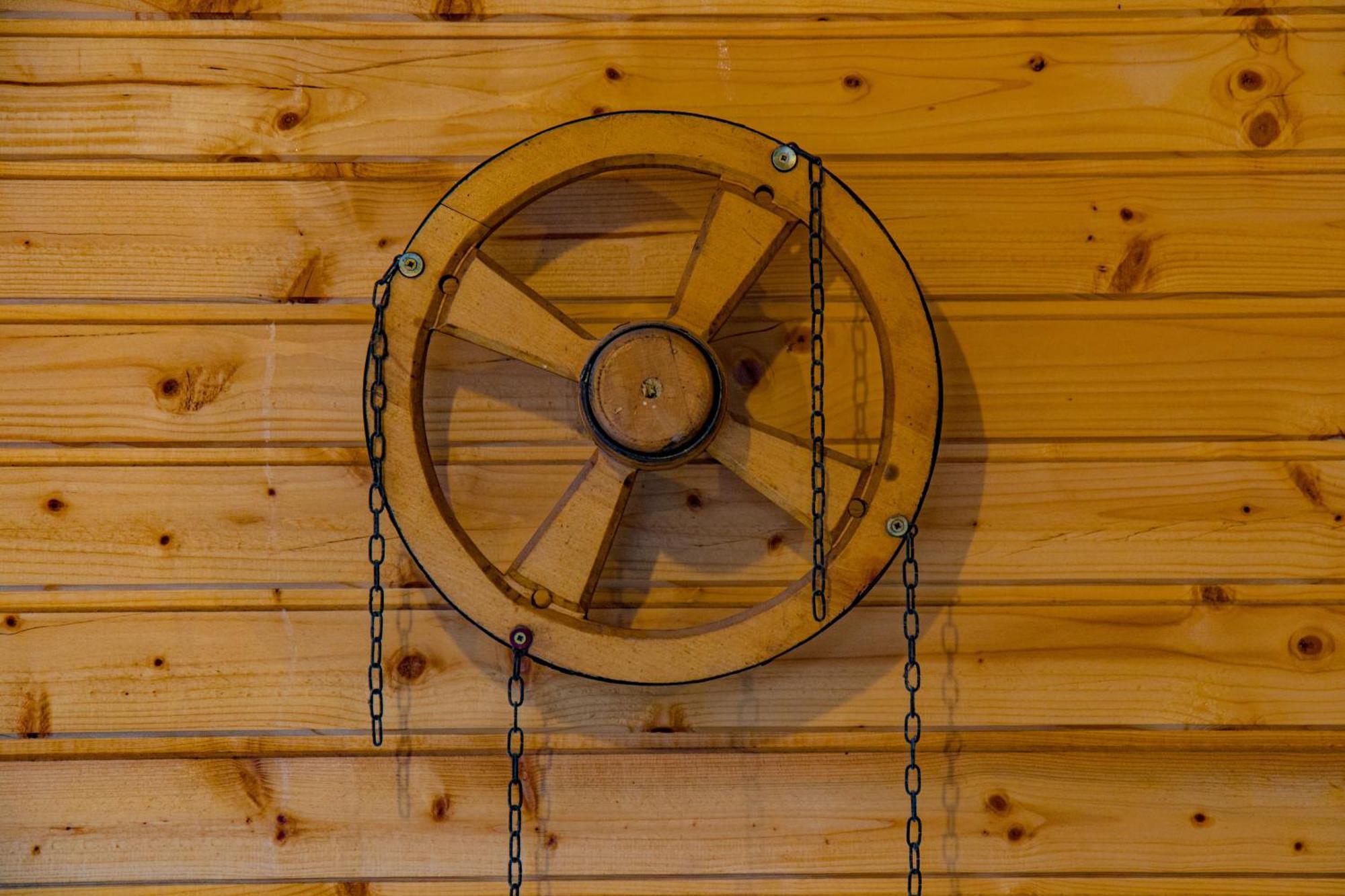Bear'S Lair Chalet Porumbacu de Sus Dış mekan fotoğraf